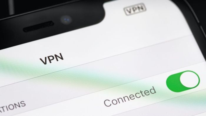 VPN trên iPhone là gì và hoạt động như thế nào?